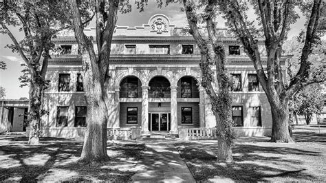 Parmer County Courthouse 2 Photograph By Stephen Stookey