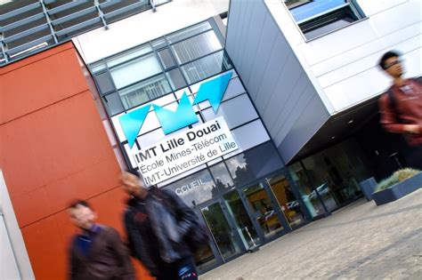 Imt lille douai est fortement impliquée sur les enjeux sociétaux et environnementaux et porte l'innovation au cœur des entreprises avec un incubateur, un fablab et un learning lab. L'IMT Lille-Douai présente son nouveau cursus • Blog Headway