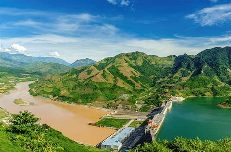 Pha lập công trên chấm penalty của forsberg giúp thụy điển chiếm lợi thế trong cuộc đua giành tấm vé vào vòng loại trực tiếp bảng e euro 2020. Thủy điện Sơn La sau 8 năm xây dựng và phát triển Năng ...