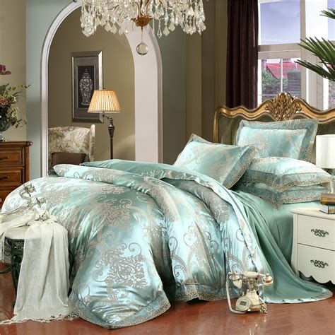 Snuggling up in a cozy bed can be one of the greatest joys in the world. IvaRose 4 Pieces green Luxury Bedding Set Queen King Size ...