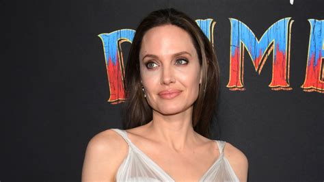 Mit Angelina Jolie Erster Trailer Zu Marvel Film Eternals