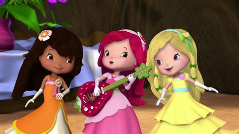 Some are angel cake, ginger snap, huckleberry pie, orange blossom, peppermint fizz, rainbow sherbet and apple strawberry shortcake successfully rescues ambrosia, implying that she is indeed the berry princess. Strawberry Shortcake - Never Say Never | Disney princess, Disney characters, Disney