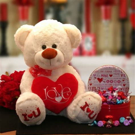 Love And Kisses Valentine Teddy Bear T Set Valentines Day Candy