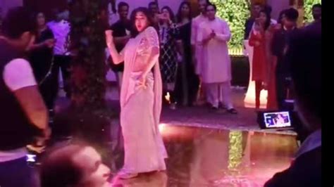 Sara Ali Khan Saat Samundar Dance Video Kedarnath Actor Sara Ali Khan Dancing On Saat Samundar