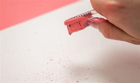 How To Splatter Paint In Watercolor And Acrylic Splatter Art Splatter