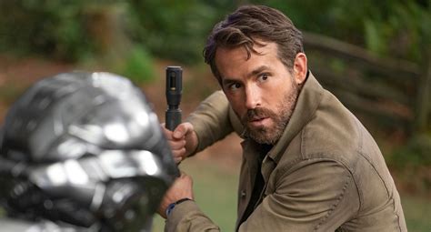 Netflix Shares First Photos From Ryan Reynolds’ New Movie ‘the Adam Project’ Jennifer Garner