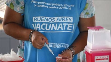 El empadronamiento continúa abierto para todas las personas contempladas en las instancias anteriores. Vacunas COVID-19 en CABA: 17.661 vacunados el 08 de abril 2021