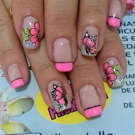 Las novias son personas que pretenden verse hermosas en este día tan especial que es su boda, ya que este momento es súper importante para. Sencillas Unas Decoradas Con Flores Y Mariposas