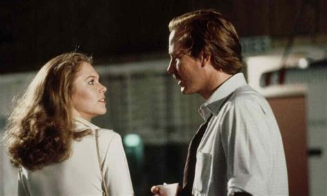 Rewind Review And Re Rate Body Heat First Time Director Lawrence Kasdans Smoldering Noir