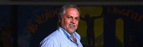 His widow says she had 'begged him' not to withdraw treatment, but despite following through on his wishes he has still 'given hope' to covid sufferers and reinforced. Javier Baeza: «Los curas no debemos oler a incienso sino a ...