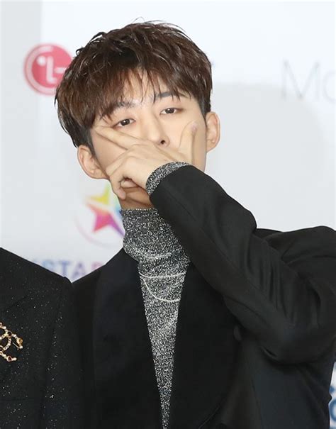 아이돌 연습생 출신 한서희(25)가 집행유예 기간 중 받은 마약 반응 검사에서 양성 반응이 나온 가운데, 사회관계망서비스(sns)를 비공개로 전환했다. WIKITREE | "비아이 '마약 의혹' 카톡 상대는 한서희"