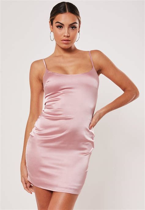 Petite Pink Stretch Satin Bodycon Mini Dress Missguided