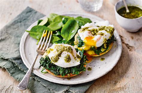 Make the hollandaise in advance and the rest is so quick. Pesto Eggs Florentine Recipe | Brunch Recipes | Tesco Real ...