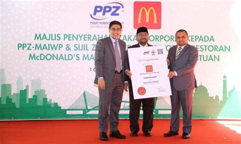 Kira zakat anda dengan mudah. McDonald's penerima pertama Sijil Pembayar Zakat Korporat ...