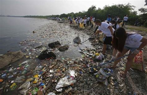 Worlds Oceans Clogged By Millions Of Tons Of Plastic Trash Marine