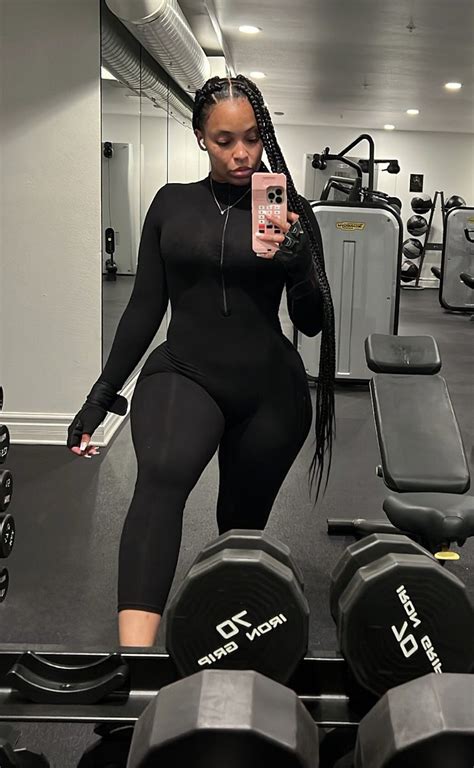 Chicagorilla Xxx On Twitter Rt Djanaimichele Gym Selfies