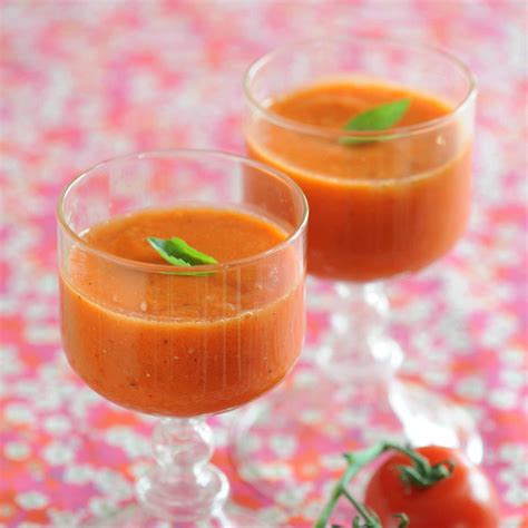 Gaspacho de tomate et poivron au piment doux Recette