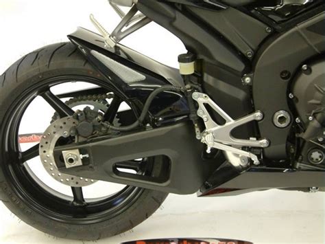The tire size comparison calculator takes the measurements of two tyres and compares the diameter, width, sidewall, circumference, and a tyre size conversion calculator or tyre diameter calculator are the best ways to get the answers you are looking for. Yamaha YZF-R1 (2004-2006) Rear Tire Hugger - Carbon Look
