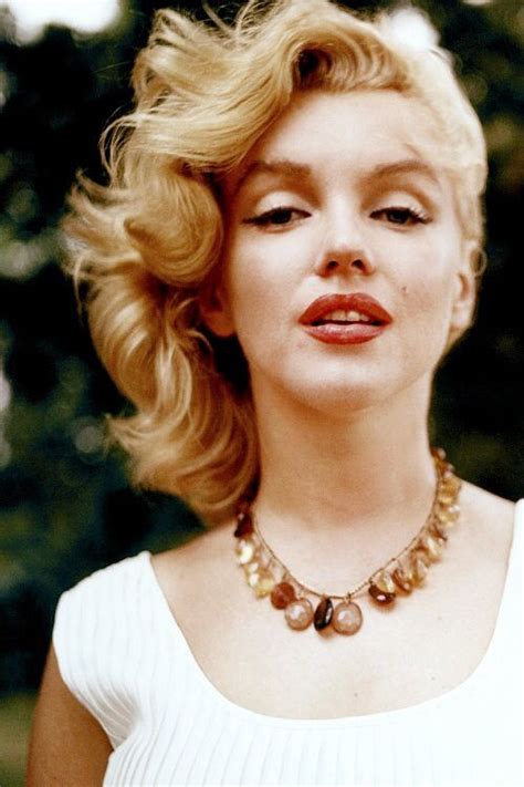 Img Marylin Monroe Marilyn Monroe Photos Bridal Headpieces