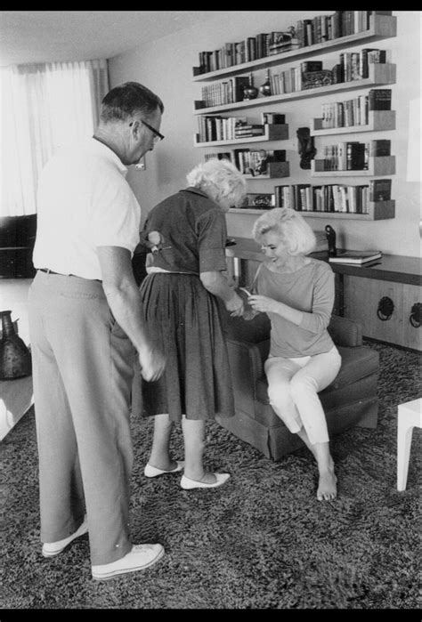 june 29th 1962 marilyn monroe with her friends allan snyder make up man and agnes flanagan