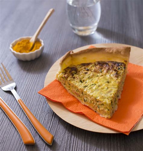 Quiche moelleuse aux courgettes thon et curcuma