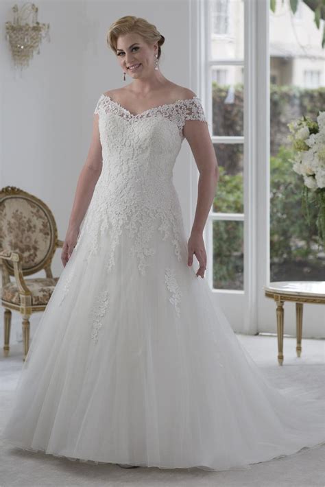 Every style is available in sizes 16w to 26w. VW8721 - Venus Ivory Plus Size Vintage A-Line Wedding ...
