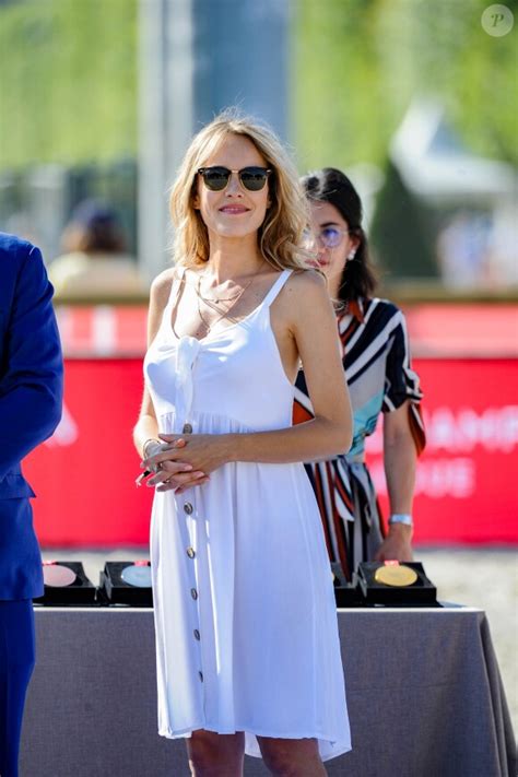 Photo Elodie Fontan Marraine Du Lgct Lpej 2019 Pendant La Remise Des Prix Csi5 Global