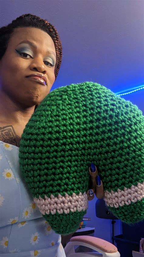 Moonie⁷ ♡ On Twitter Rt Ygcosplay I M Live I M Crocheting Booty Pillows Inspired By Our
