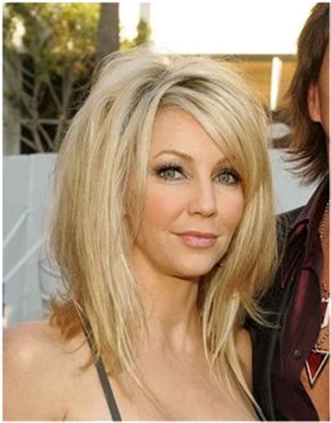 Below are a few pictures of heather locklear hairstyles that are coiffed and in these dos, she wears her signature long bob in layers. Pin on Style
