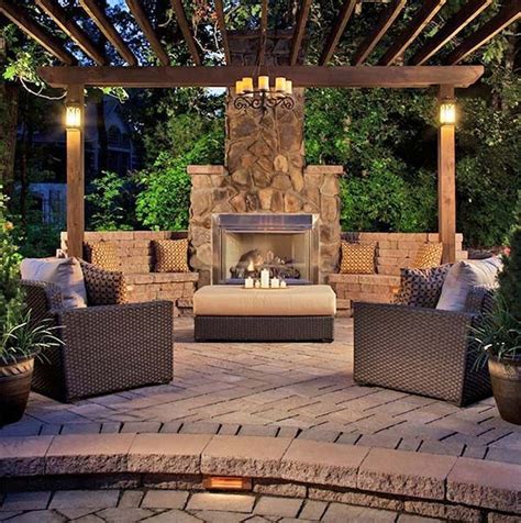Amazing Outdoor Fireplace Design 05 | Modern outdoor fireplace
