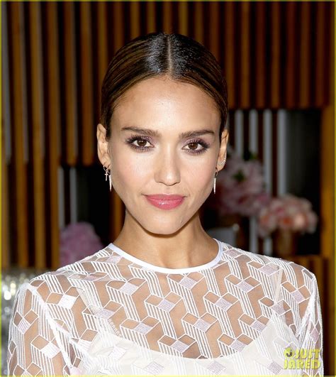 Jessica Alba Launches Honest Company Beauty Line In Nyc Photo 3456042 Jessica Alba Pictures