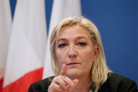 Marine Le Pen Présidente De La République - Marine Le Pen, mauvaise élève de la République | L'Humanité