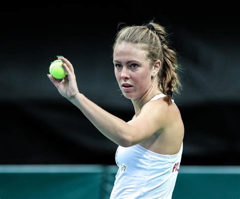 Magdalena Fręch Dołącza Do Reszty Polek W Ii Rundzie Wimbledonu