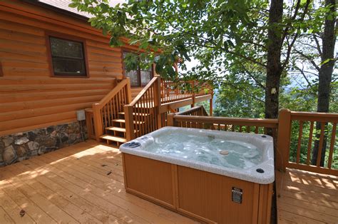 The Hot Tub At Sky Cove Retreat North Carolina Cabin Rentals Bryson