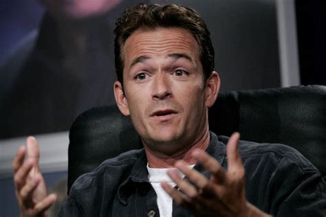 O ator tinha 52 anos. F5 - Viva Bem - Luke Perry morreu de derrame aos 52; veja ...