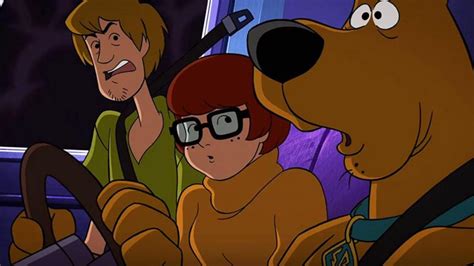 Cest Officiel Véra Dans Scooby Doo Est Attirée Par Les Femmes