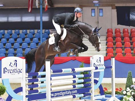 Марио барриос — mario barrios. Vechta Lends Wings | World of Showjumping
