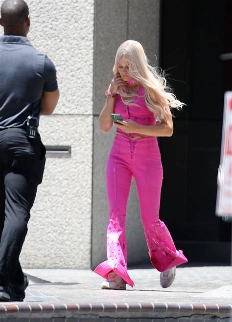 Margot Robbie Heads To The Barbie Set In Los Angeles Gotceleb