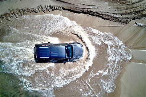 Top Tips For Driving Your Car Through Deep Water