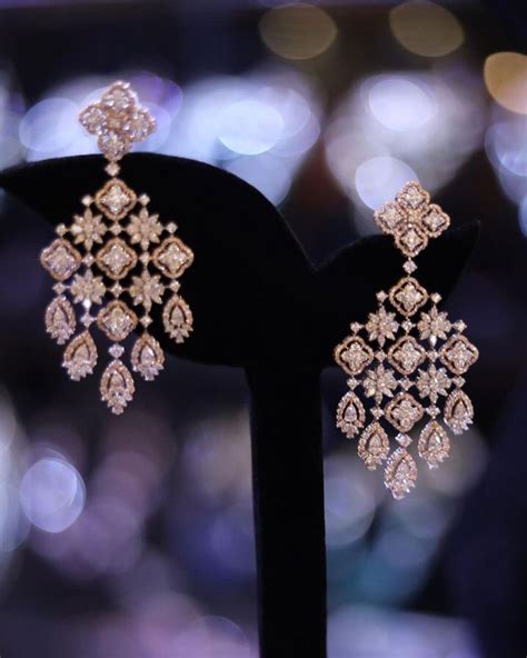 Diamond Chandelier Earrings Diamond Jewelry Necklace Jewelry Design Earrings Gold Earrings