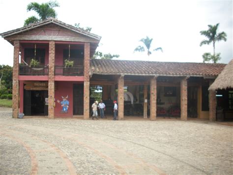 Read more than 200 reviews and choose a room with planet of hotels. MUNDOMAGICO: Parque Panaca. Armenia Colombia
