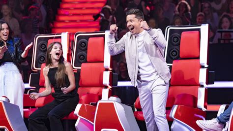 The ninth season of the talent show the voice of germany premiered on september 12, 2019 on prosieben and on september 15, 2019 on sat.1. Nico Santos on Fire: "The Voice"-Kandidat covert seinen ...