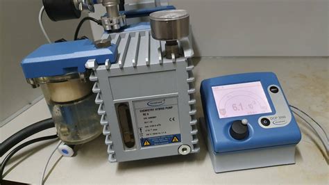 Vacuubrand Rc6 Chemical Hybrid Vacuum Pump With Dcp3000 Vacuum Meter