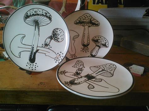 S Mushroom Plates By Roadtripchicago On Etsy Etsy Plates