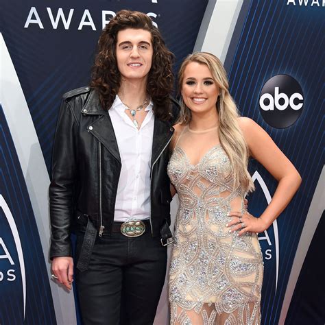 at last american idol s gabby barrett cade foehner marry in texas the projects world