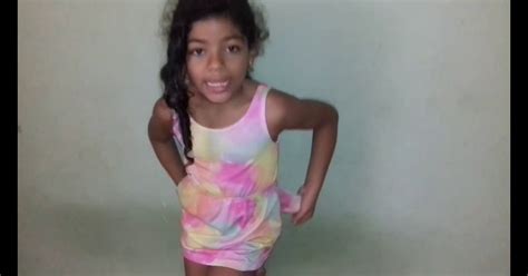 Menina Dancando Ok Ru Dançando Fank Youtube 7E8