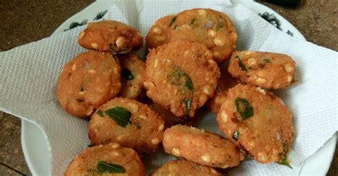 Cara penyediaannya juga sangatlah mudah. Resepi Kuih Gunting Tradisional - Contoh L