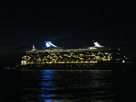 Cruise Ship At Night Flickr Photo Sharing