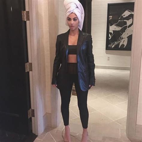 Kim Kardashian Shares Bikini Selfie On Instagram Photosimagesgallery 83225