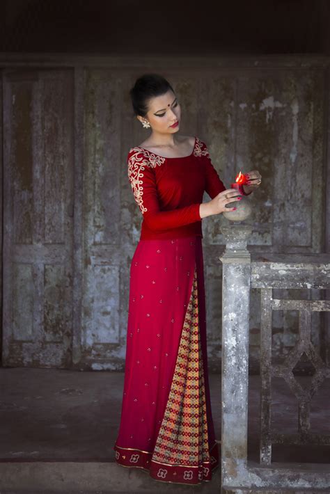 Nepali Bridal Wear Brides Story With The Dhaka Chiffon Nepali Saree And